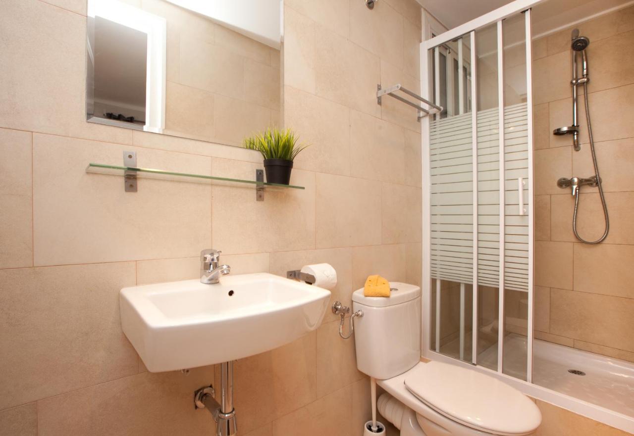 Enjoy Apartments Vp Camp Nou バルセロナ エクステリア 写真